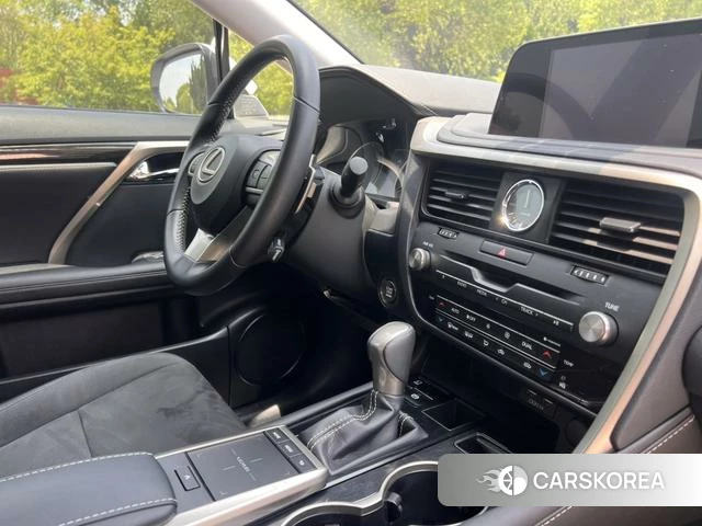 Lexus RX 2021 Белый из Китая, фото 2