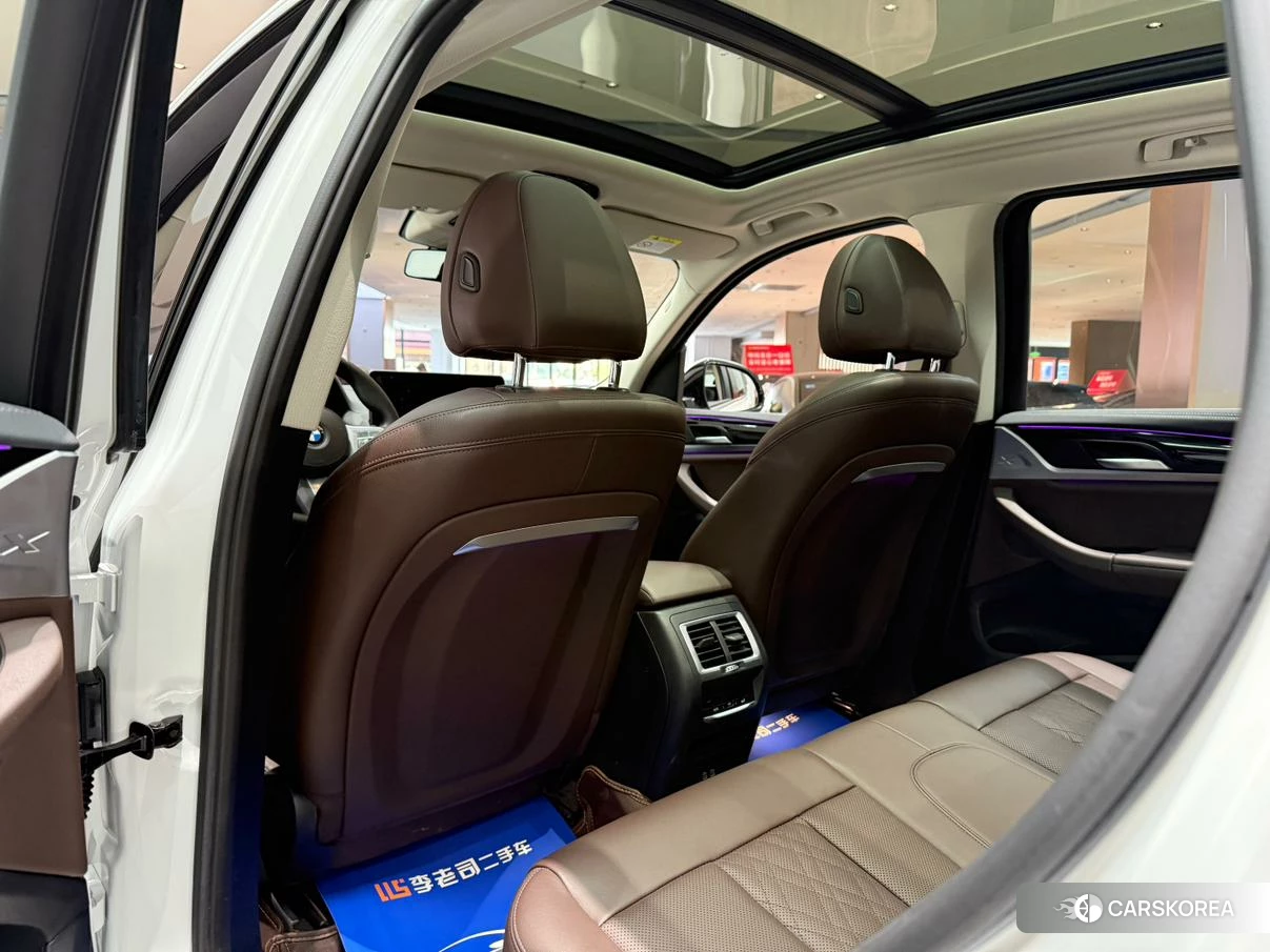 BMW X3 2021 Белый из Китая, фото 2