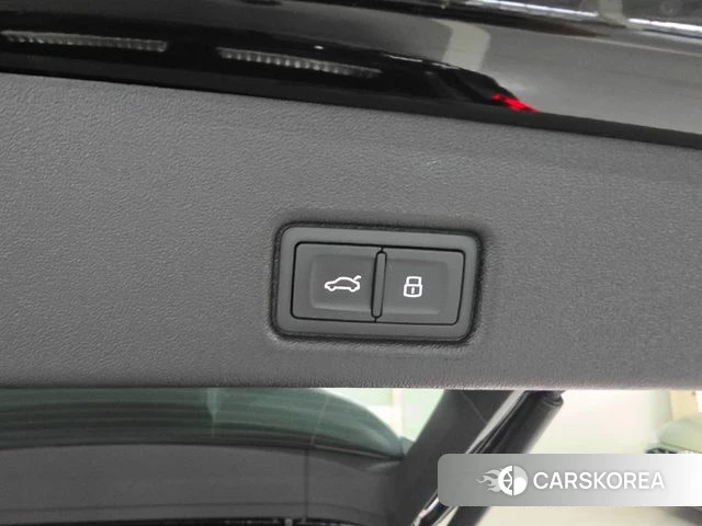 Audi Q5 (80A) 2025 Черный из Кореи, фото 2