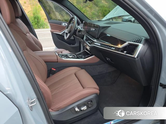 BMW X5 (G05) 2026 Цвет галактики из Кореи, фото 2