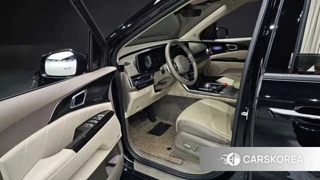 Kia Carnival 4th generation 2022 Черный из Кореи, фото 2