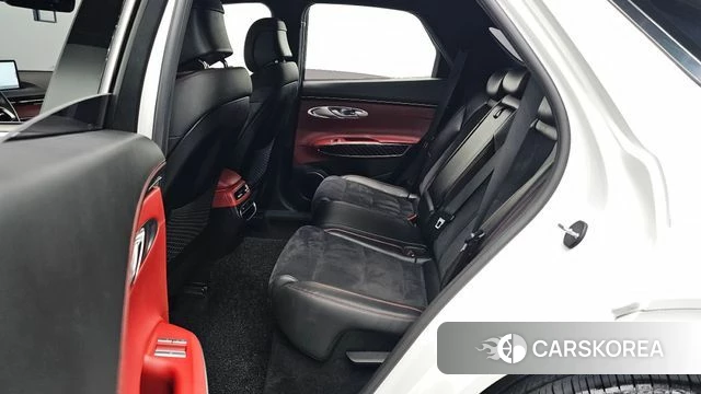 Genesis GV70 2021 Белый из Кореи, фото 2