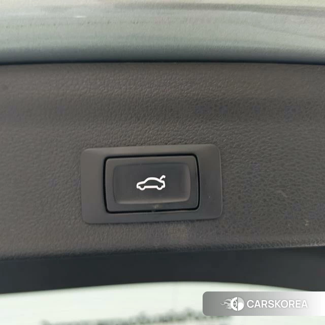 Audi Q3 2022 Зеленый из Китая, фото 2