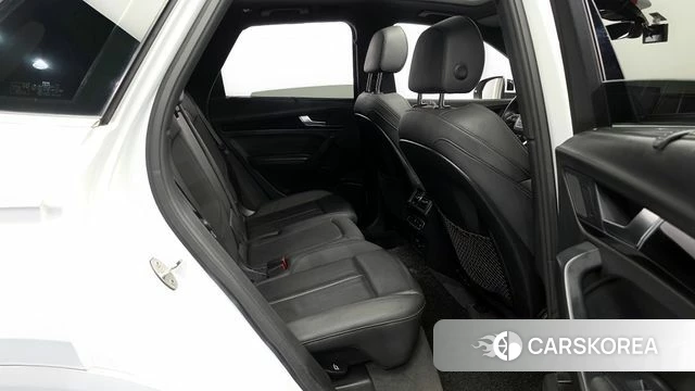 Audi Q5 (FY) 2021 Белый из Кореи, фото 2