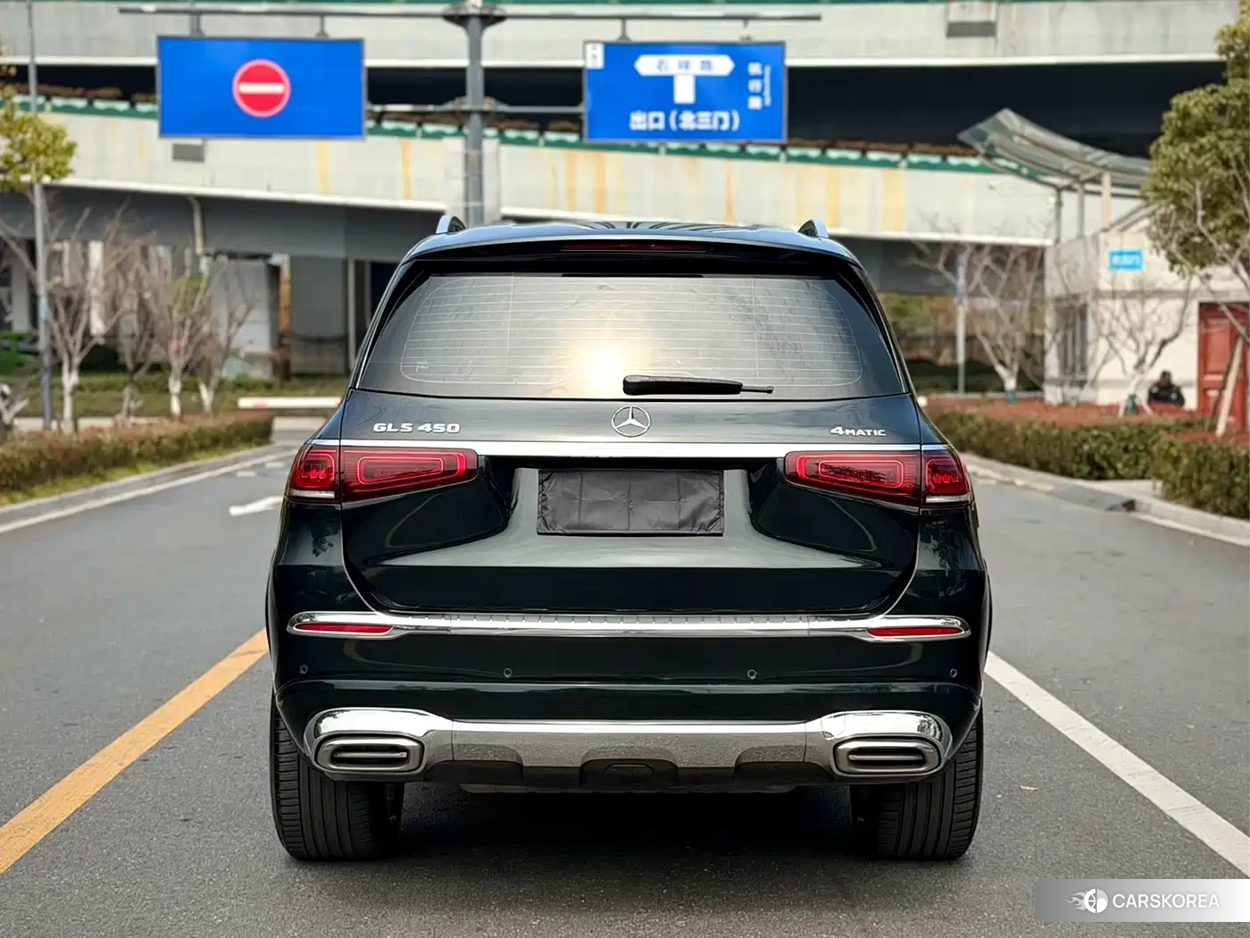 Mercedes-Benz GLS 2023 Зеленый из Китая, фото 2