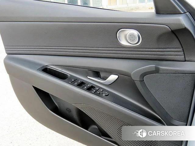 Hyundai Avante (CN7) 2023 Белый из Кореи, фото 2