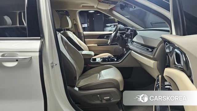 Kia Carnival 4th generation 2022 Белый из Кореи, фото 2