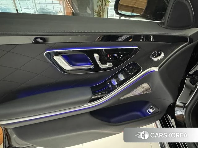 Mercedes-Benz S-Class W223 2023 Черный из Кореи, фото 2
