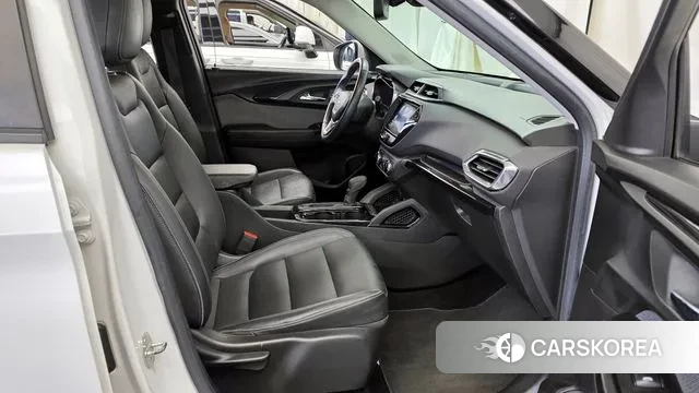 Chevrolet (GM Daewoo) Trailblazer 2021 Белый из Кореи, фото 2