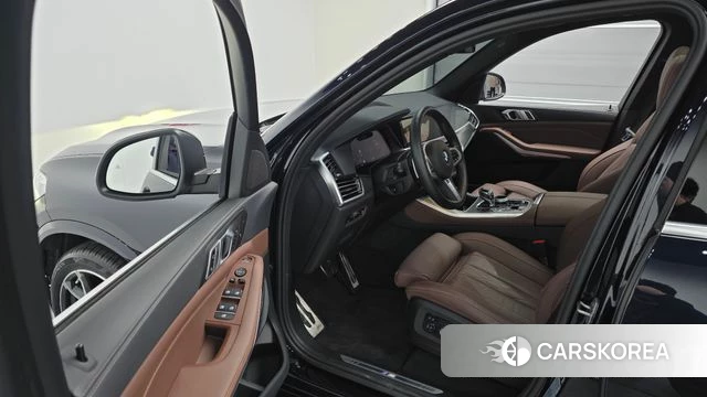 BMW X5 (G05) 2022 Черный из Кореи, фото 2