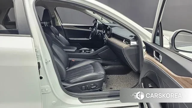 Kia K5 3rd generation 2019 Белый из Кореи, фото 2