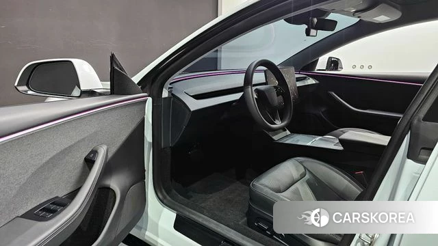 Tesla Model 3 2024 Белый из Кореи, фото 2