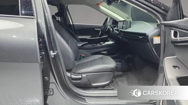 Kia EV6 2023 Серый из Кореи, фото 2