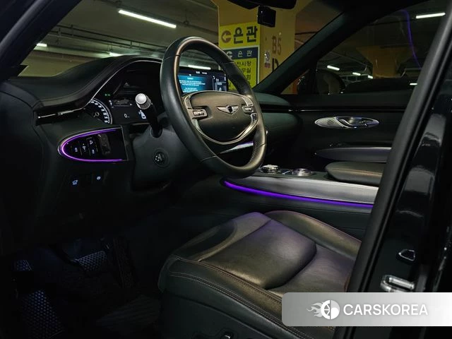 Genesis GV70 2021 Черный из Кореи, фото 2