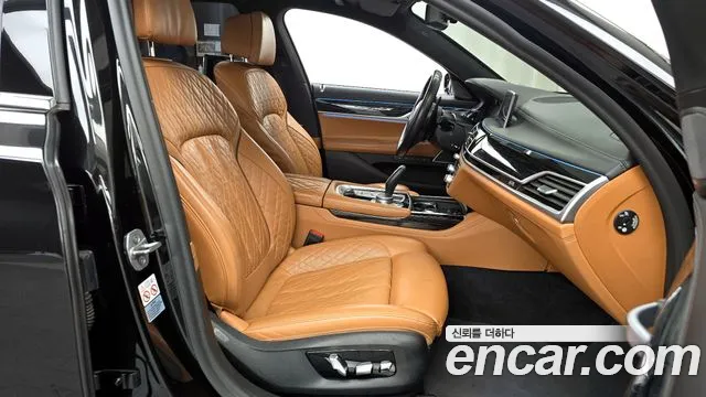 BMW 7 Series (G11) 2021 Черный из Кореи, фото 2