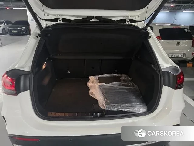 Mercedes-Benz GLA - Class H247 2020 Белый из Кореи, фото 2