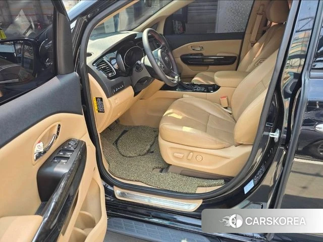 Kia The New Carnival 2019 Черный из Кореи, фото 2