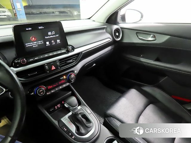 Kia Come New K3 2021 Белый из Кореи, фото 2