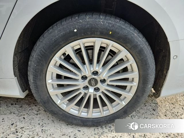 Audi A6 (C8) 2021 Белый из Кореи, фото 2