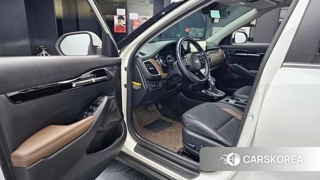 Kia Seltos 2019 Белый из Кореи, фото 2