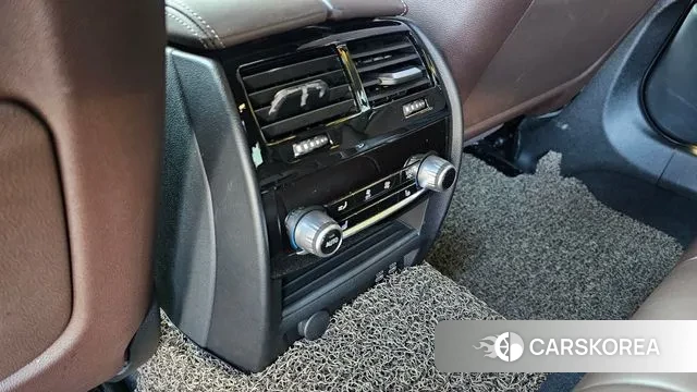 BMW 5 Series (G30) 2021 Белый из Кореи, фото 2