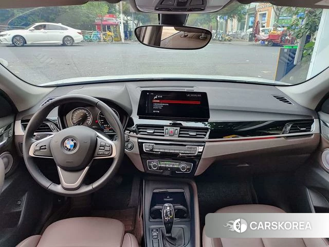 BMW X1 2023 Белый из Китая, фото 2