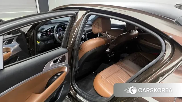 Genesis G70 2018 Коричневый из Кореи, фото 2