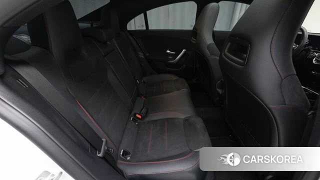 Mercedes-Benz CLA-Class C118 2025 Белый из Кореи, фото 2