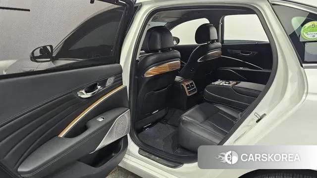 Kia The New K9 2nd generation 2022 Белый из Кореи, фото 2