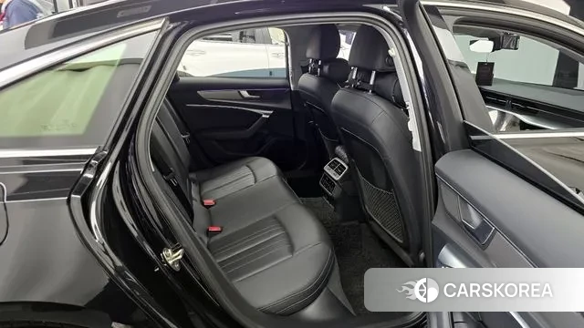 Audi A6 (C8) 2021 Черный из Кореи, фото 2