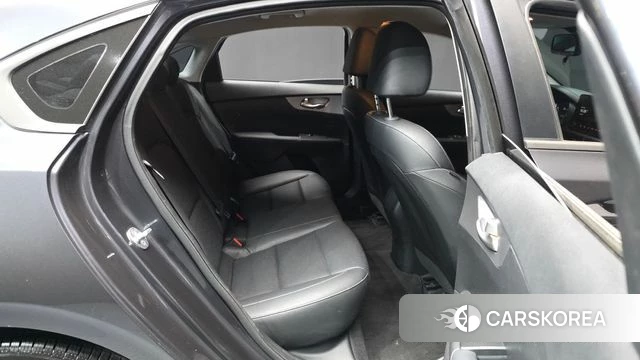 Kia The New K3 2nd generation 2021 Серый из Кореи, фото 2