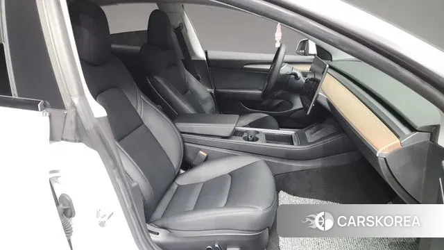 Tesla Model 3 2021 Белый из Кореи, фото 2