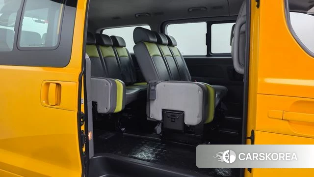 Hyundai The New Grand Starex 2018 Желтый из Кореи, фото 2