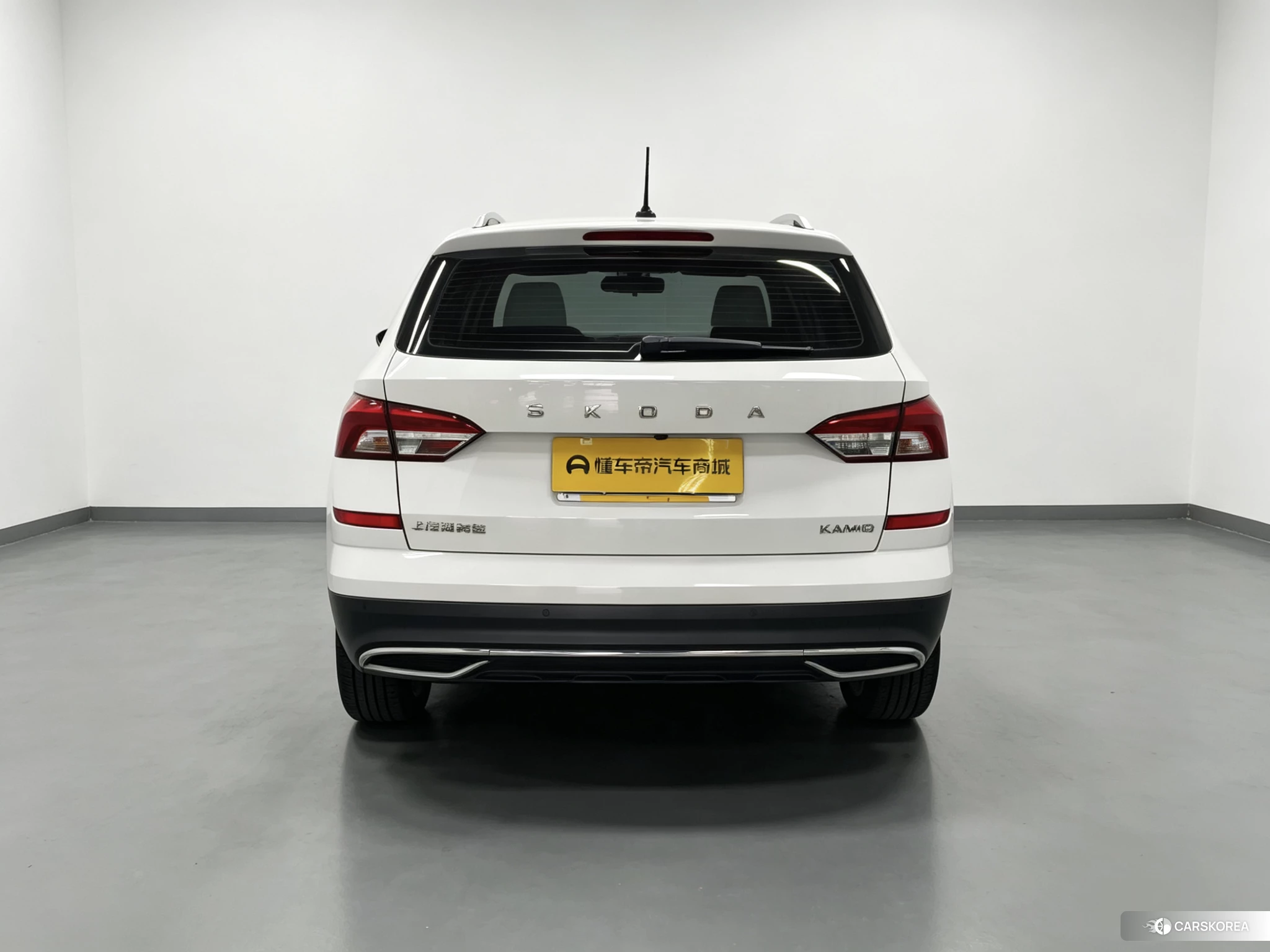Skoda Komick 2020 Белый из Китая, фото 2