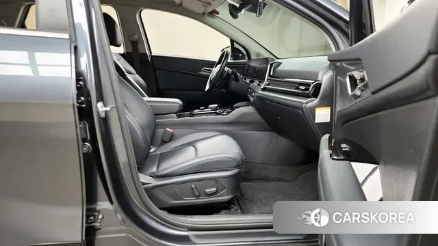 Kia Sportage 5th Generation Hybrid 2023 Серый из Кореи, фото 2