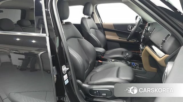 Mini Cooper Countryman 2020 Черный из Кореи, фото 2