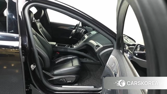 Lincoln New MKZ 2020 Черный из Кореи, фото 2