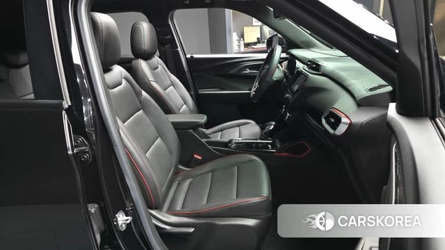 Chevrolet (GM Daewoo) Trailblazer 2021 Черный из Кореи, фото 2