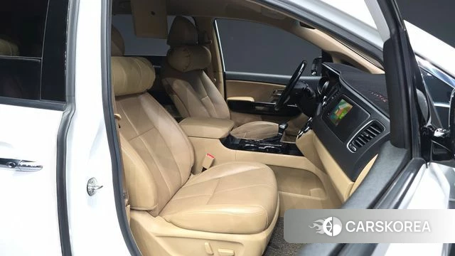 Kia The New Carnival 2018 Белый из Кореи, фото 2