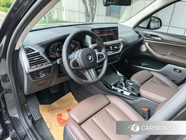 BMW X3 2022 Темно-серый из Китая, фото 2