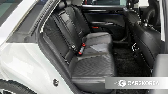 Hyundai Grandeur (GN7) 2023 Белый из Кореи, фото 2