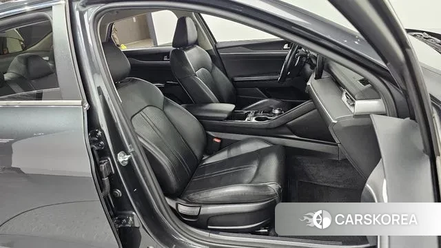 Kia K5 3rd generation 2020 Серый из Кореи, фото 2