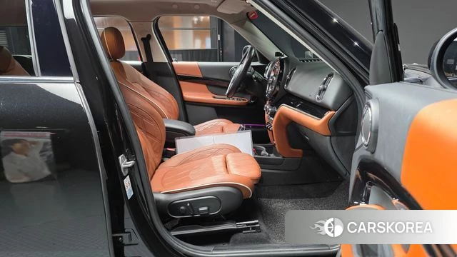 Mini Cooper Countryman 2021 Черный из Кореи, фото 2