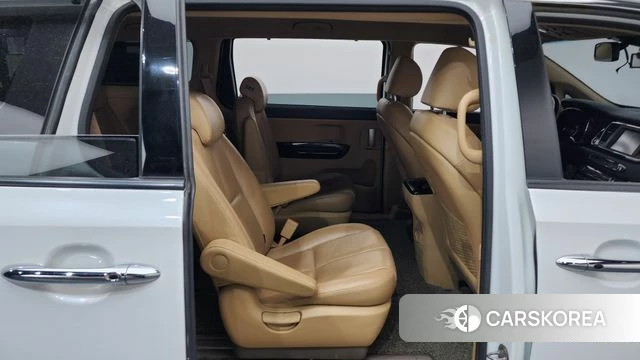 Kia The New Carnival 2018 Белый из Кореи, фото 2