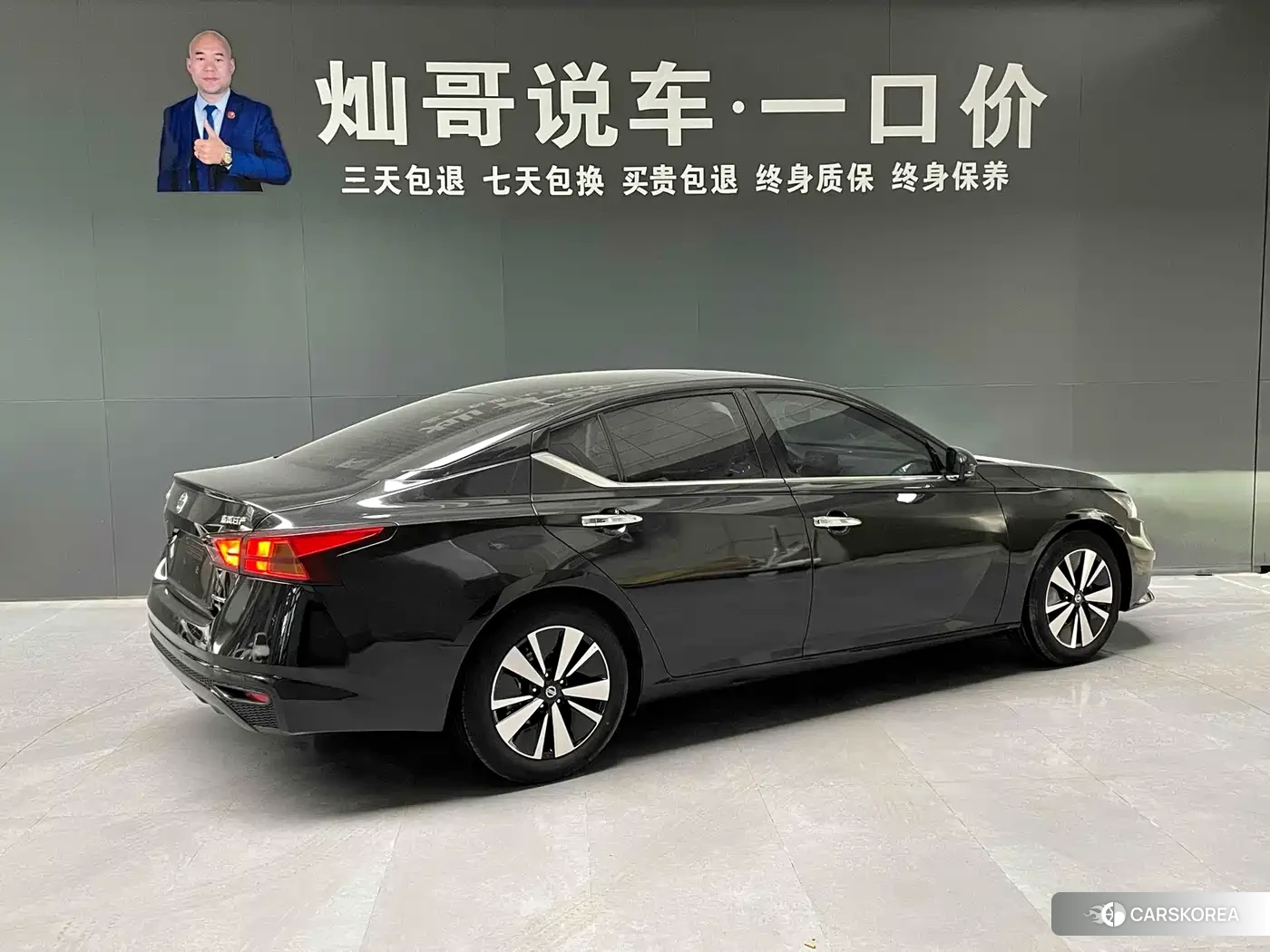 Nissan Teana 2022 Черный из Китая, фото 2