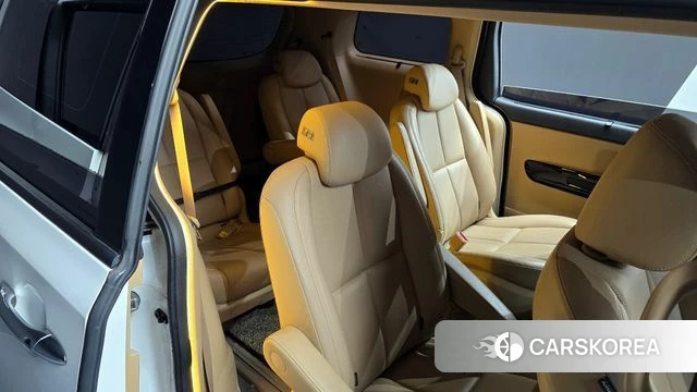 Kia The New Carnival 2018 Белый из Кореи, фото 2