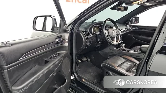 Jeep Grand Cherokee 2021 Черный из Кореи, фото 2