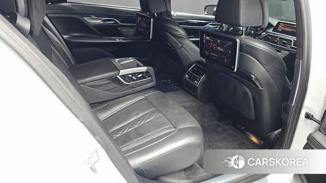 BMW 7 Series (G11) 2019 Белый из Кореи, фото 2