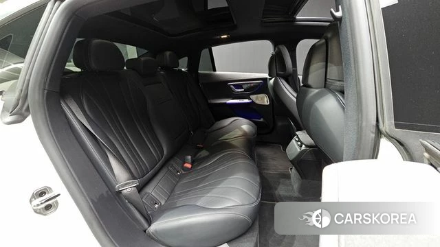 Mercedes-Benz EQE V295 2022 Белый из Кореи, фото 2