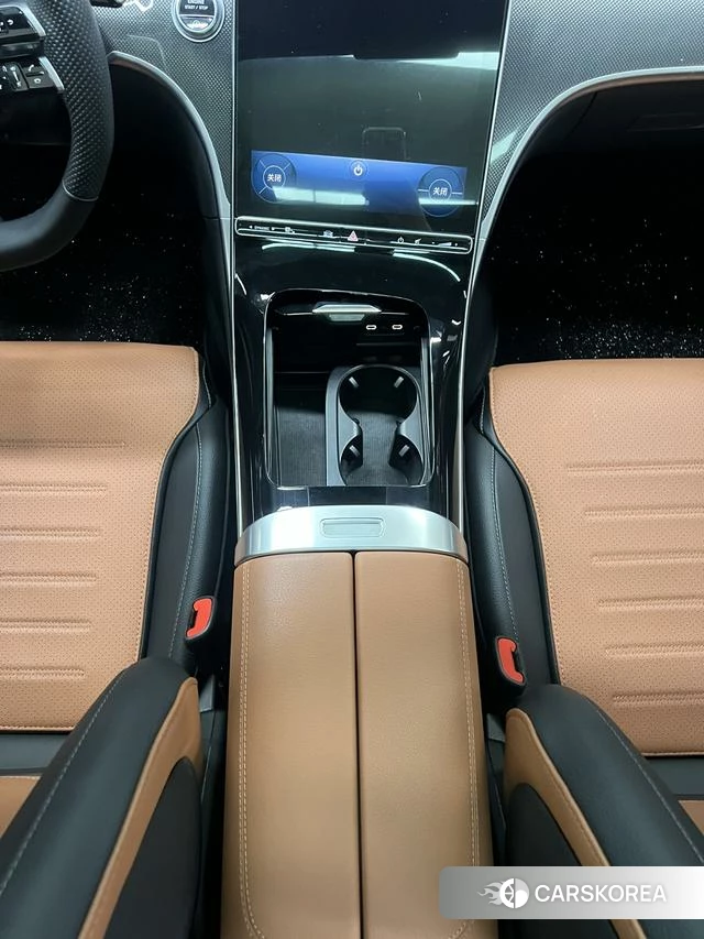 Mercedes-Benz Class C 2023 Белый из Китая, фото 2
